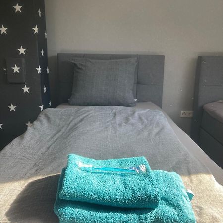 Apartment Gross 4 Zimmer Эссен Экстерьер фото